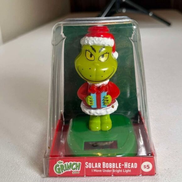 Sold out NEW GRINCH Solar Powered Bobble-Head - Picture 1 of 8